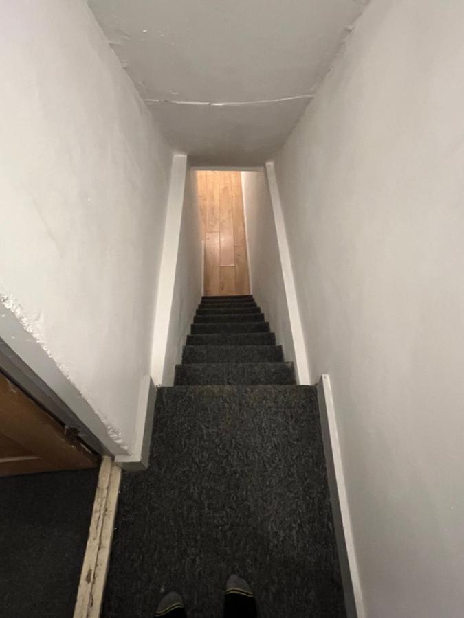 Ground Floor Two Bed Cairo Street Apartment Уорингтън Екстериор снимка