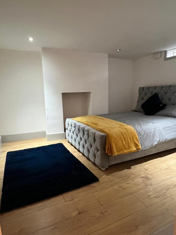 Ground Floor Two Bed Cairo Street Apartment Уорингтън Екстериор снимка